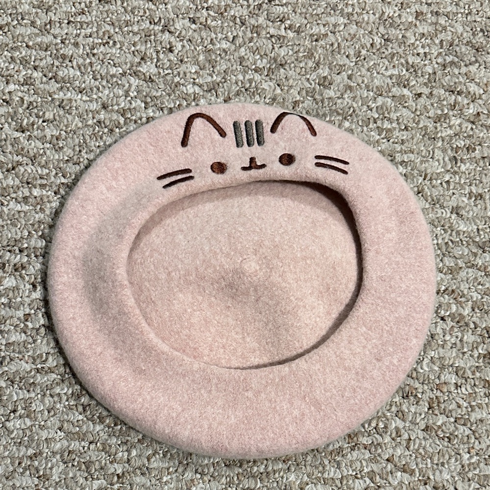 Pusheen Beret Hat